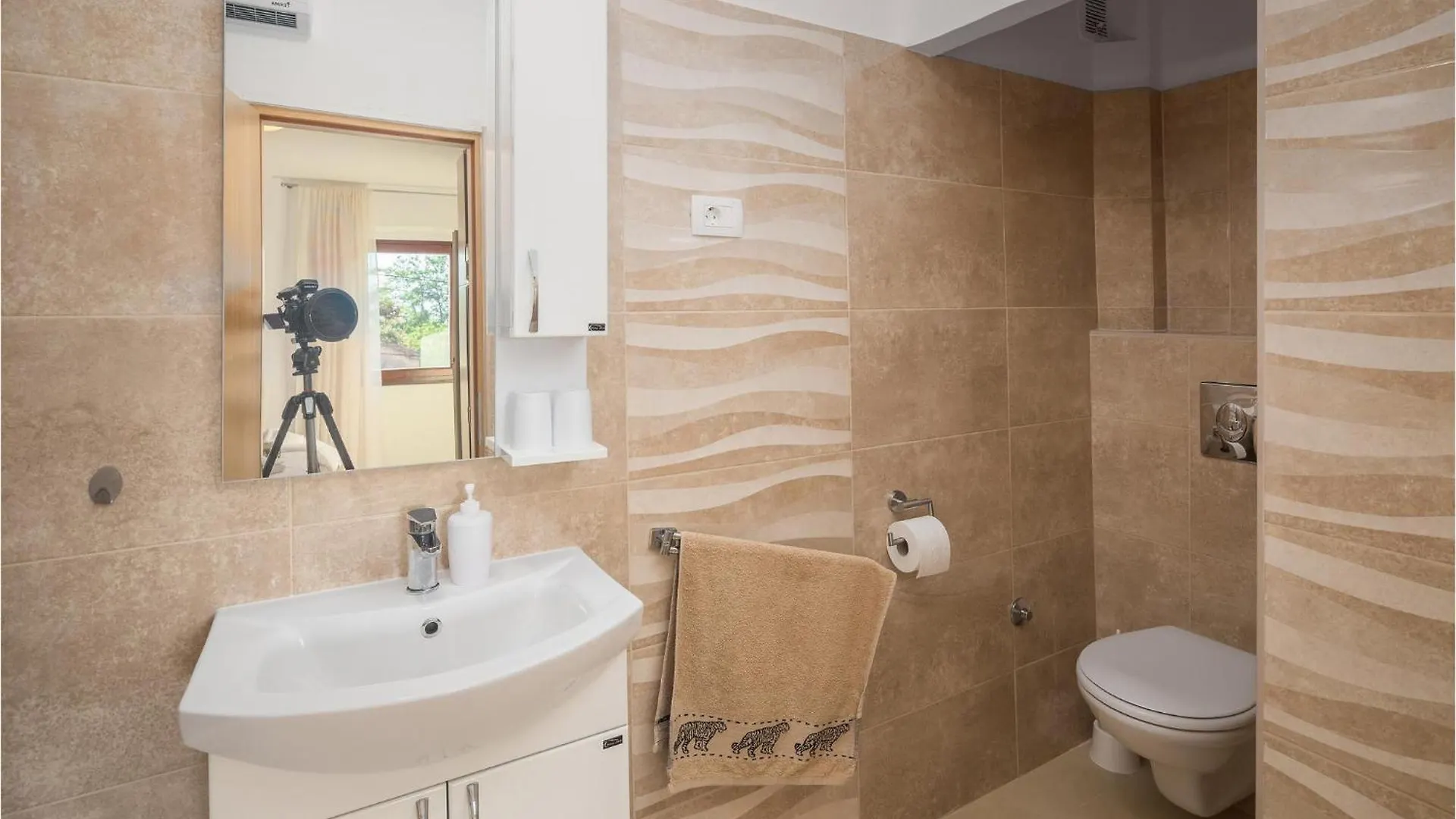 Gorgeous Home In Zminj With Kitchen Croatia